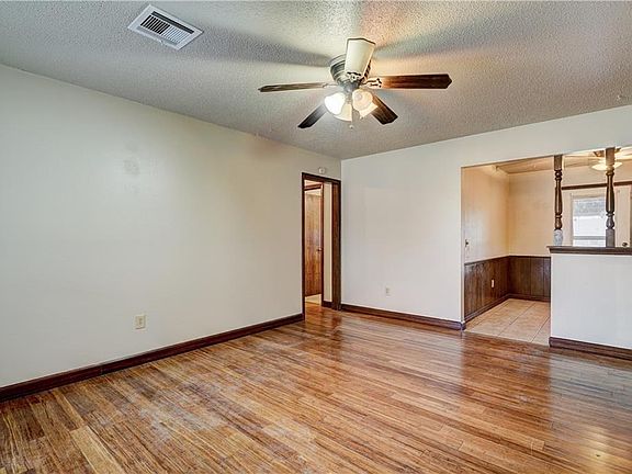2nd image of 1205 Lawton
