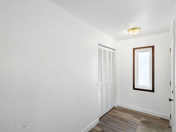 3rd image of 1131 Covina St