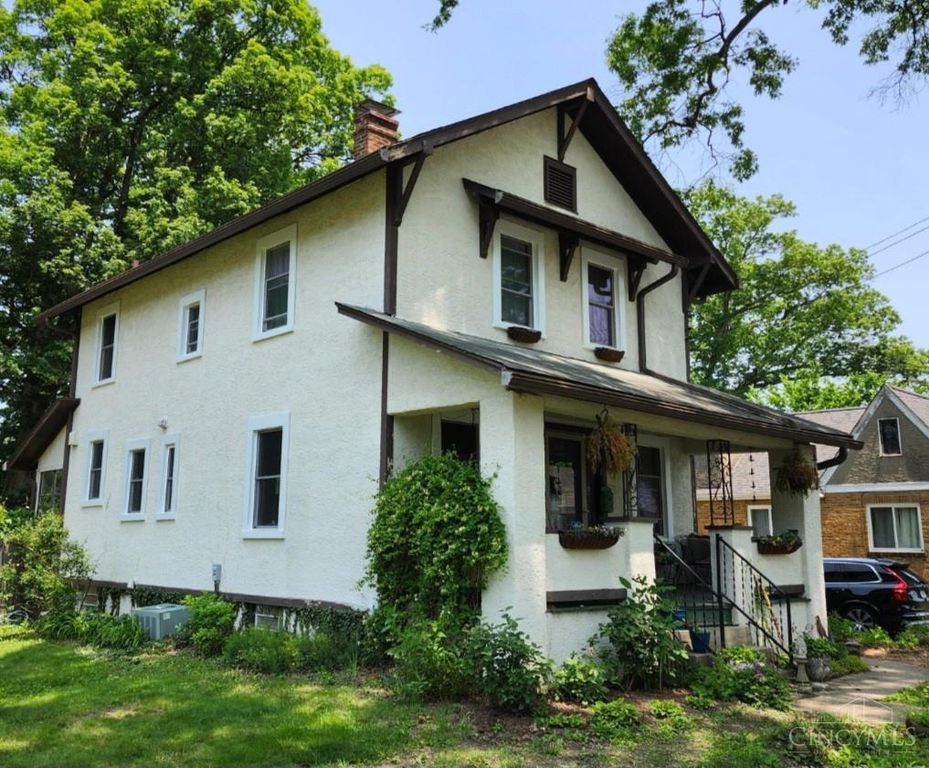 Real estate listing image