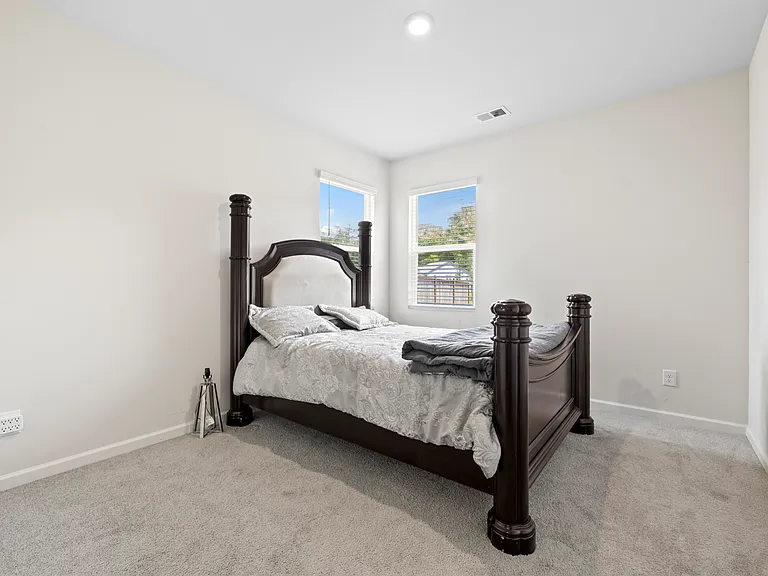 2725 Piper Dr — Photo 13
