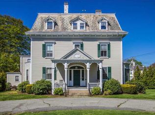 1 Red Cross Ave APT 8, Newport, RI 02840