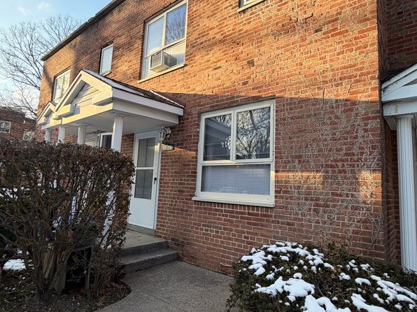 (undisclosed Address)