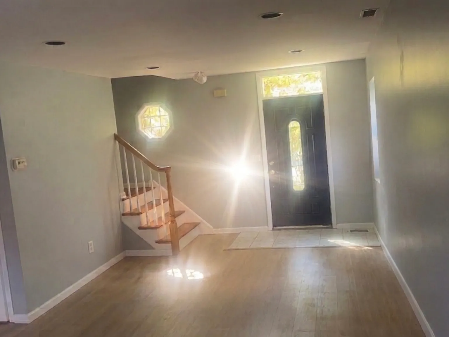 3 bed, 1304 sqft, $3,100 — Photo 2