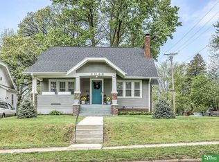 2048 N 49th St, Omaha, NE 68104