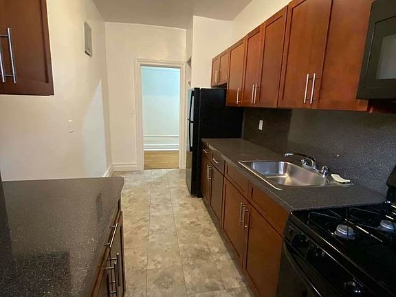 4th image of 83-43 118th St #20E
