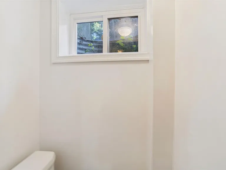 5212 Augusta St — Photo 31