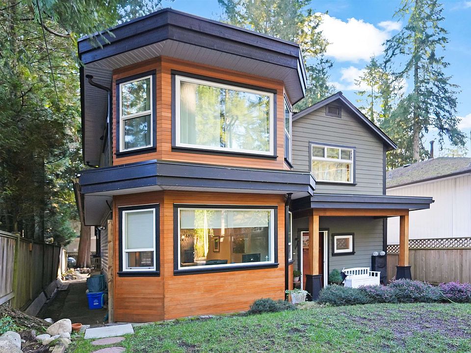 1st image of 4990 Capilano Rd