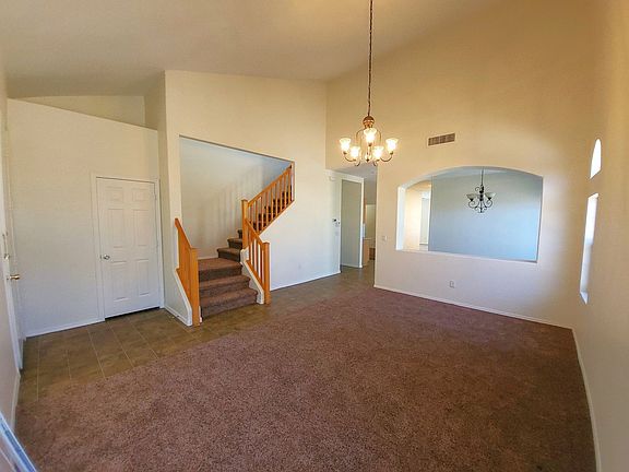 2nd image of 3802 W Dunbar Dr