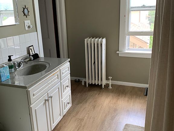 3rd image of 4133 Lyndale Ave S #2