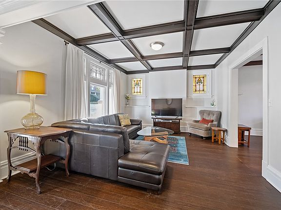 4th image of 5631 Woodmont St