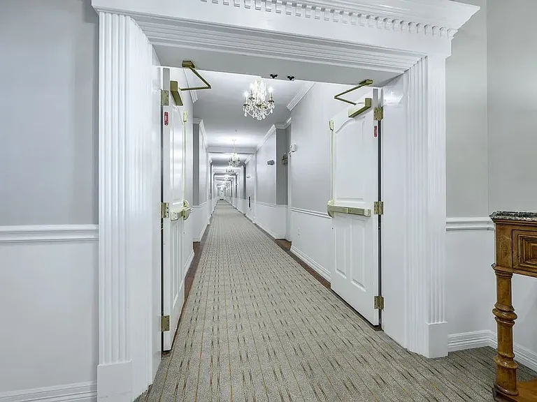 Yorkshire Apartment Homes — Photo 12