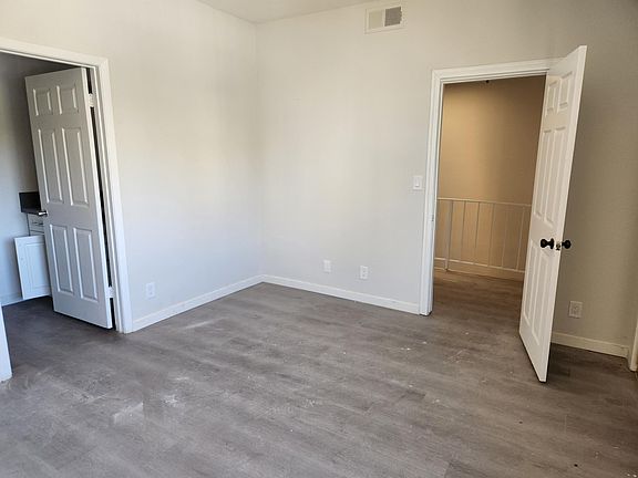 5th image of 9236 Tobias Ave Unit 105