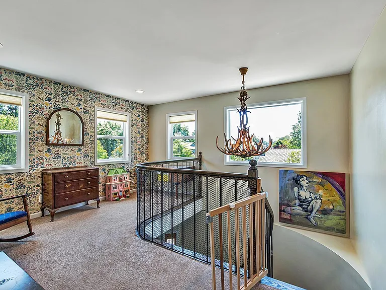 8150 Ragle Pl — Photo 13