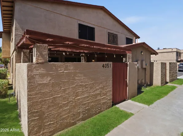 4051 W PALOMINO Road, Phoenix, AZ 85019