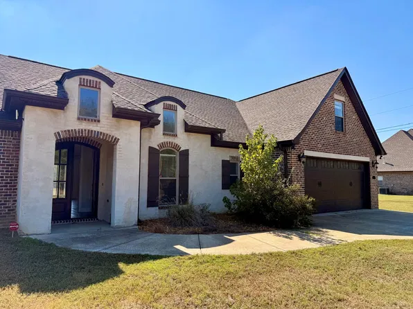 4120 Old Wolfe Rd, Caledonia, MS 39740