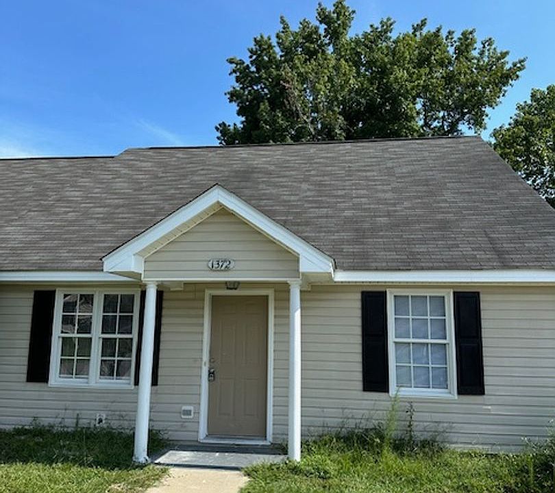 1st image of 1372 Northridge Dr