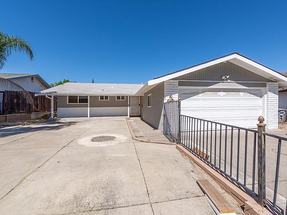2nd image of 131 Santana Drive