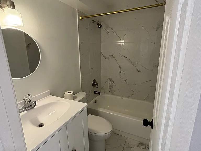 2903 Williamsburg Ct — Photo 9