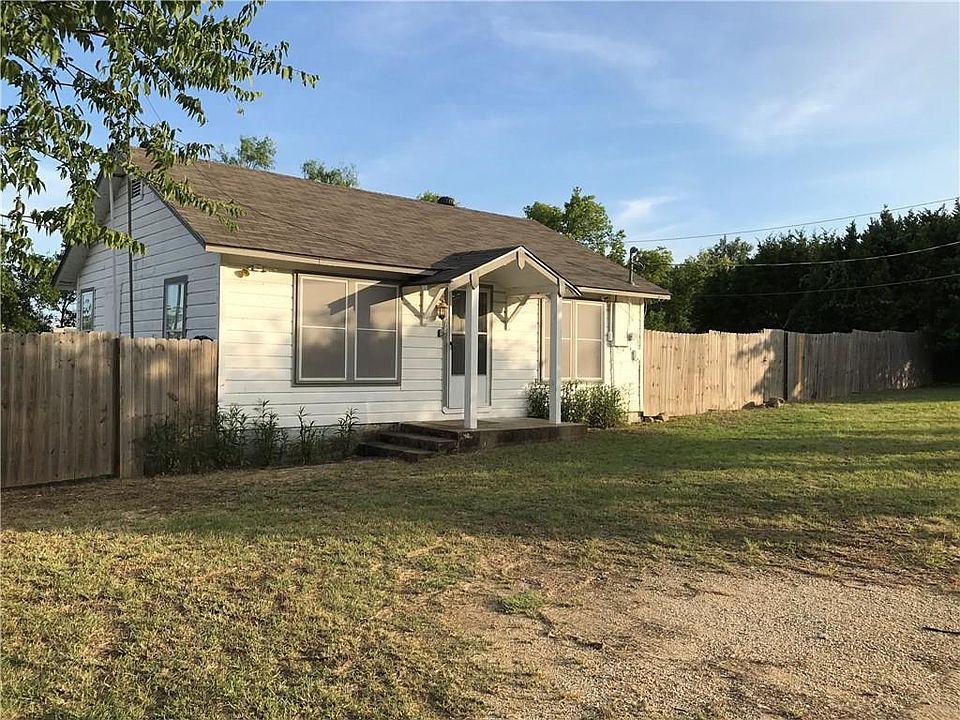 1st image of 118 Creek Dr