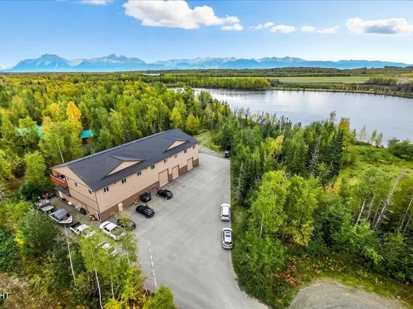 3253 W Coghlan Cir, Wasilla, AK 99623
