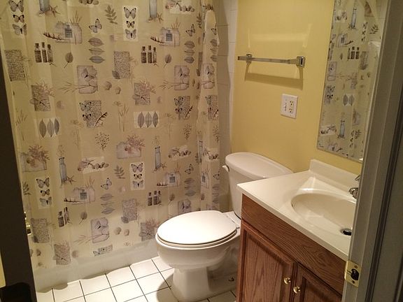 4th image of 1900 W Knightsbridge Dr APT 2D