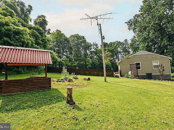 4th image of 88 Blue Knob Dr