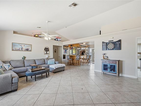 4th image of 1672 E Winter Haven Drive