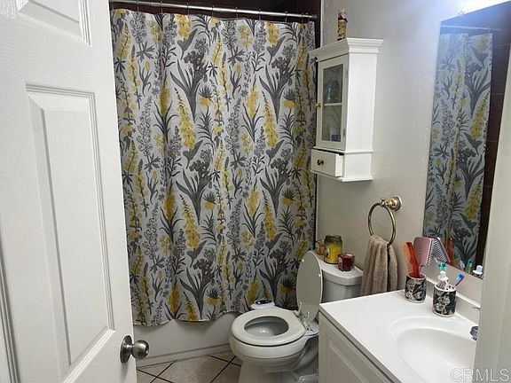 5th image of 908 S Sunshine Ave Unit 16