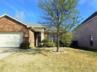10546 Highland Ridge Rd, Fort Worth, TX 76108