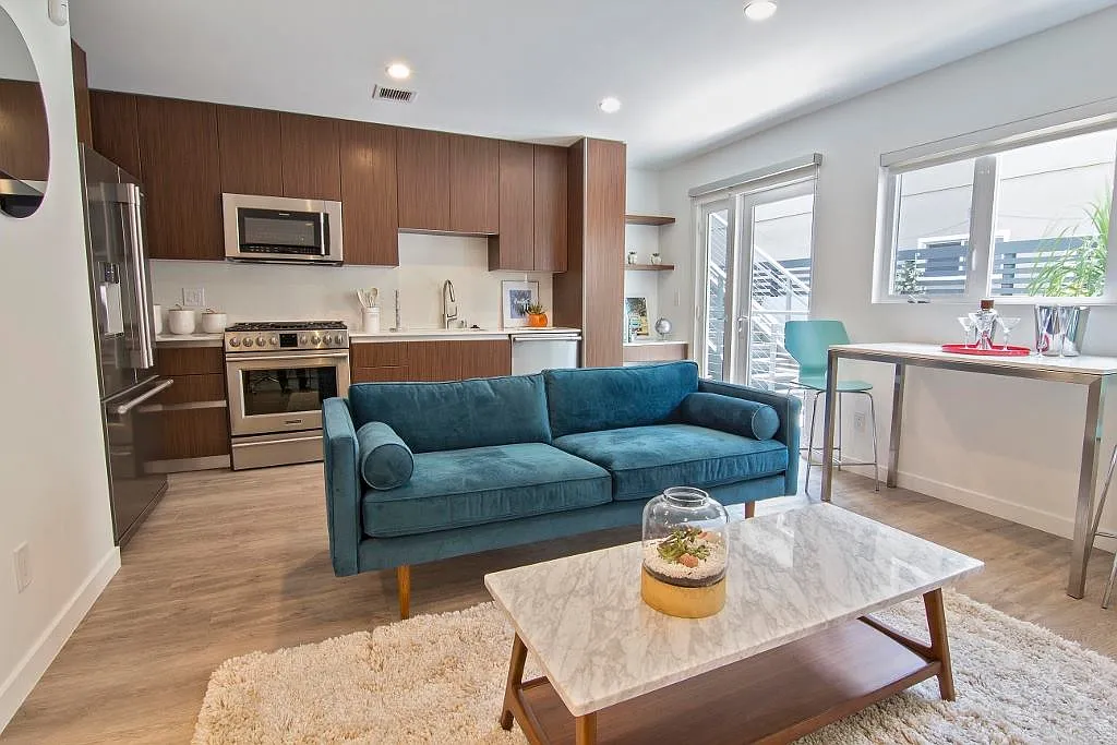 1 bed, 650 sqft, $2,995 — Photo 4