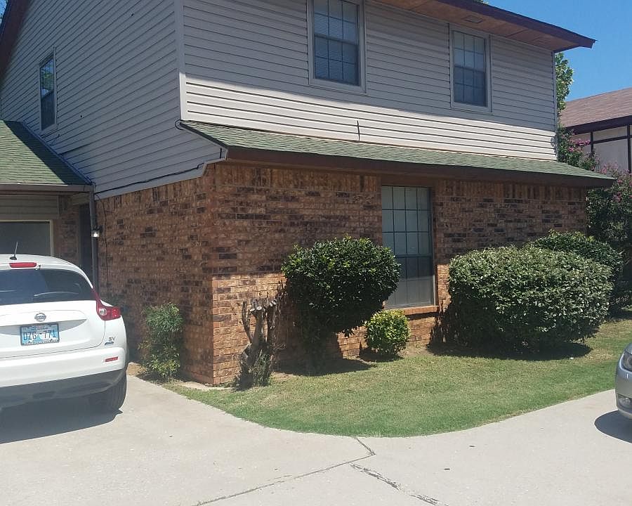 1st image of 8220 NW 10th St APT 22