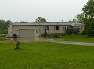 13955 Crosscut Rd, Corry, PA 16407