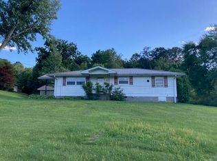 8326 Standifer Gap Rd, Chattanooga, TN 37421