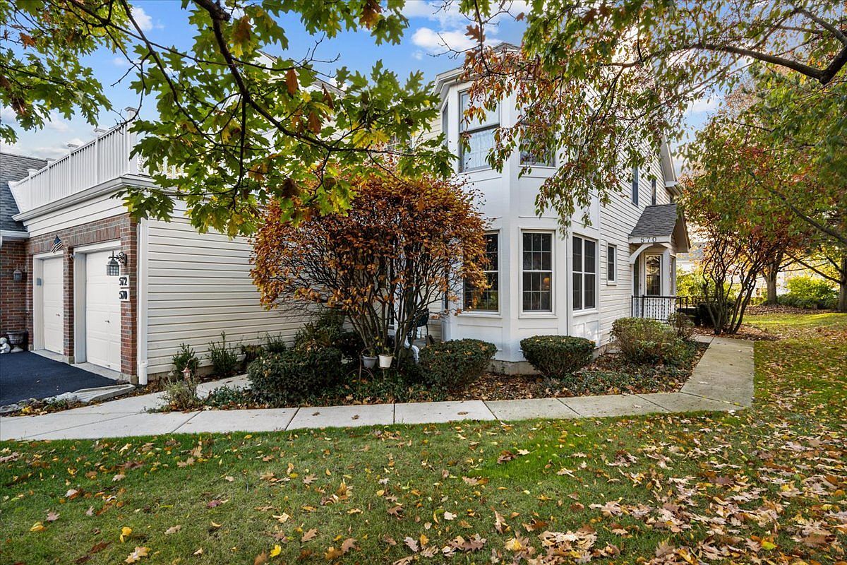 570 Bradbury Ln 570, Geneva, IL 60134 Zillow
