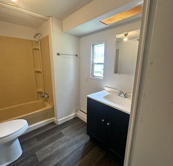615 S 2nd St #1 — Photo 8