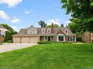 1688 Northlawn Blvd, Birmingham, MI 48009