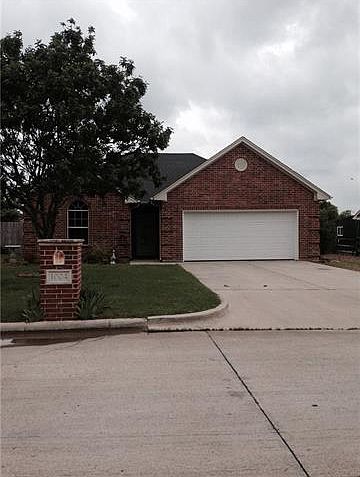 1st image of 1004 Turkey Creek Ct