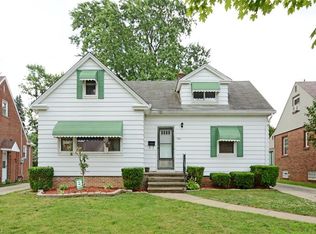 5883 Wickfield Dr, Parma Heights, OH