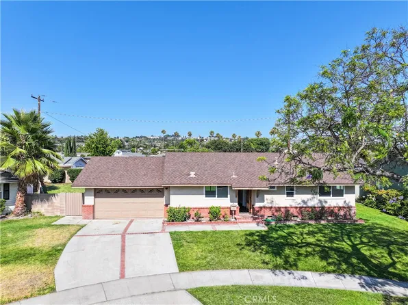 2709 N Dunfield St, Orange, CA 92865
