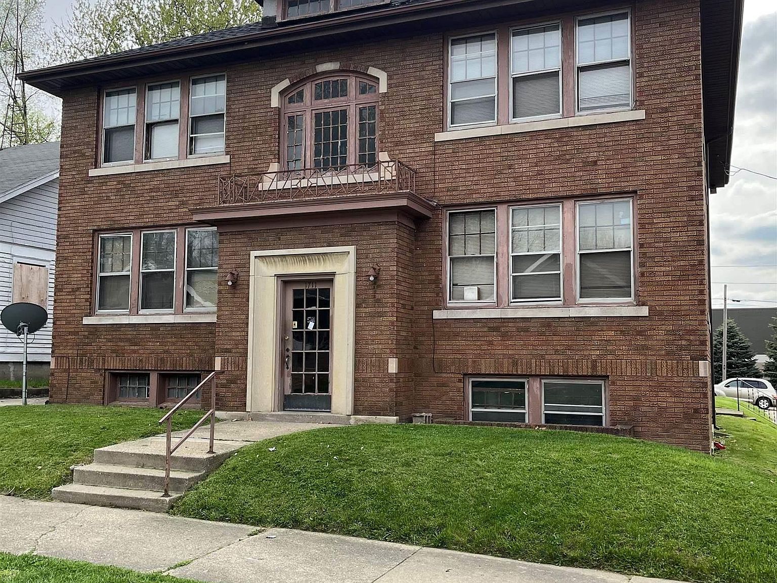 1711 N Peoria Ave, Peoria, IL 61603 Zillow