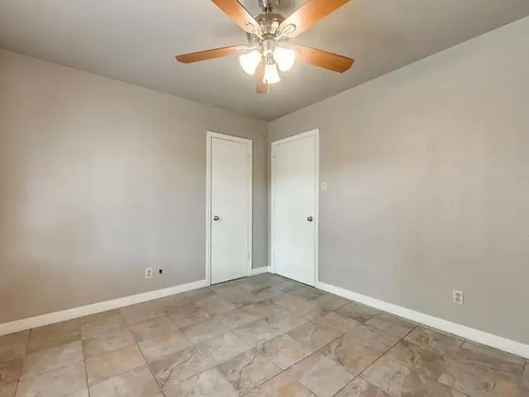 1310 Gulf St — Photo 9