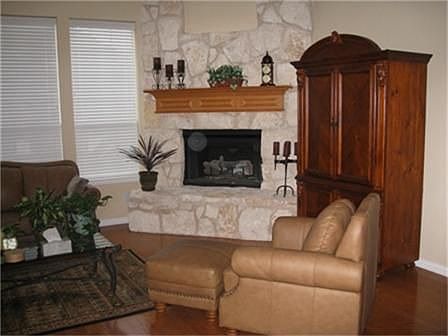 2nd image of 2171 Fox Crossing Ln