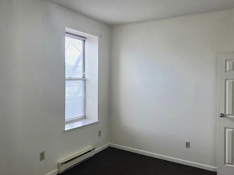 Gregory Plaza — Photo 17