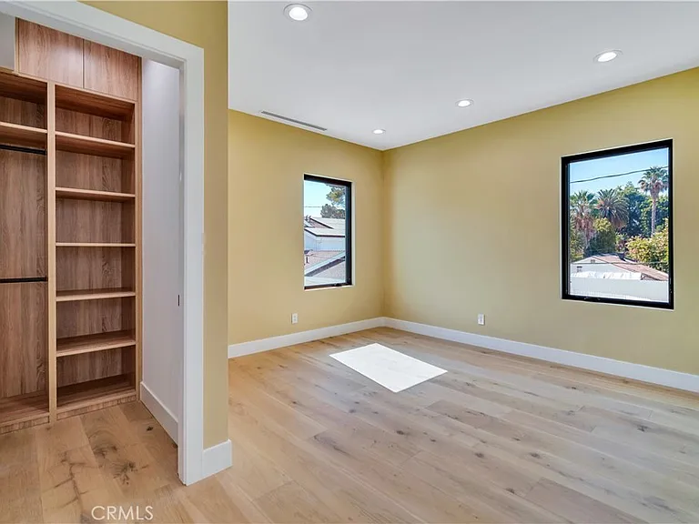 13838 Milbank St — Photo 34