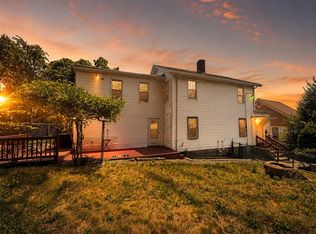 185 Heath St #R, Jamaica Plain, MA 02130