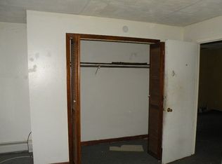 75 Lawrence St, Rensselaer, NY 12144