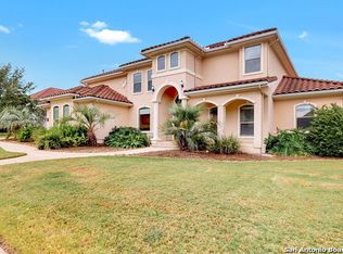 22 Lakeside Dr, San Antonio, TX 78248