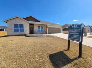 758 Northern Red Oak Ln, Fredericksburg, TX 78624