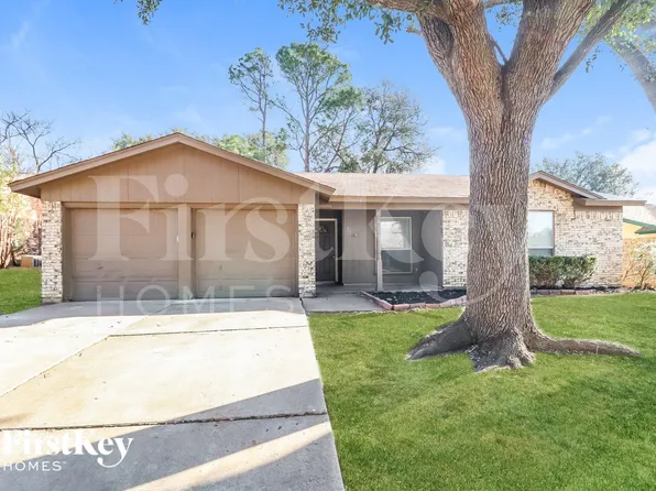 732 NW Ann Lois Ln, Burleson, TX 76028