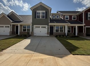 153 Coleson Ln, Pleasant View, TN 37146